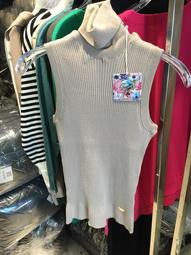 Sleeveless T-shirts