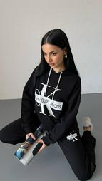 Женские костюмы