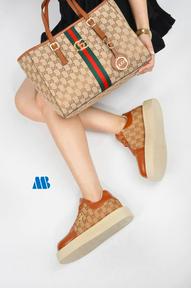 Sneakers Women's