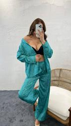 Женские костюмы