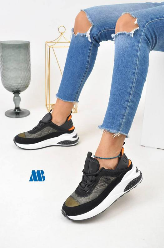 Sneakers Women's
