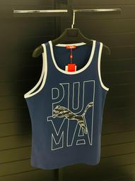 Tricou