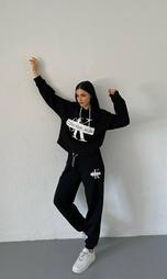 Женские костюмы