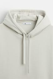 BASIC HOODIE