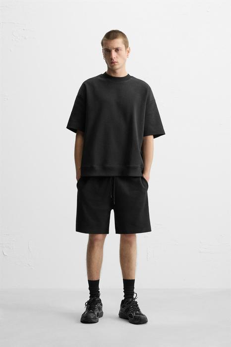 INTERLOCK TEXTURED BERMUDA SHORTS