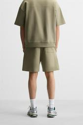 INTERLOCK TEXTURED BERMUDA SHORTS