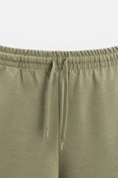 INTERLOCK TEXTURED BERMUDA SHORTS