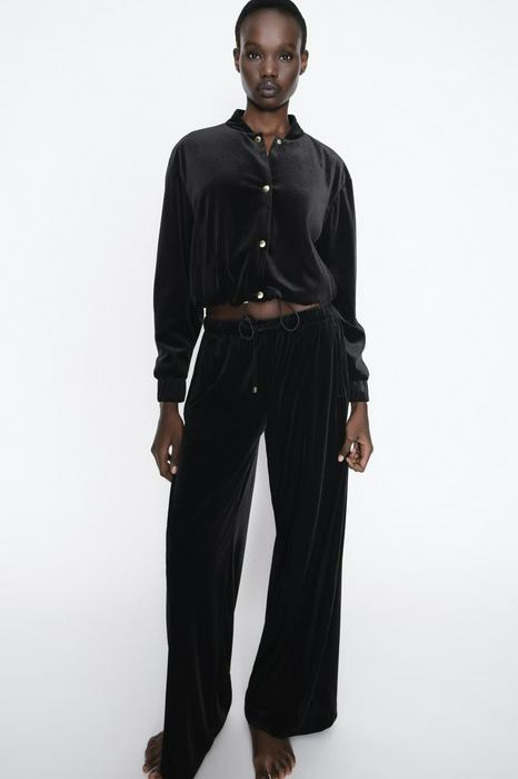 WIDE-LEG VELVET TROUSERS