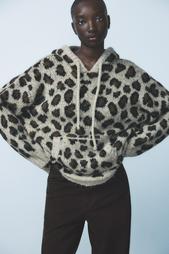 ANIMAL JACQUARD KNIT SWEATSHIRT