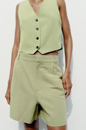 HIGH-WAIST PLEATED BERMUDA SHORTS