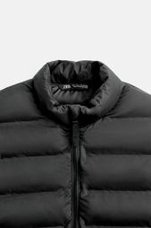 LIGHTWEIGHT PADDED JACKET