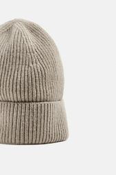 KNITTED BEANIE WITH WOOL