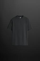 LIGHTWEIGHT TRAINING T-SHIRT