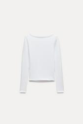 RIBBED LONG SLEEVE T-SHIRT