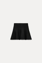 SHORT FLARED SKIRT