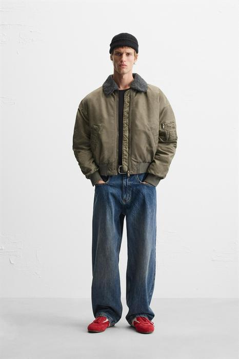 BOMBER JACKET WITH DETACHABLE COLLAR