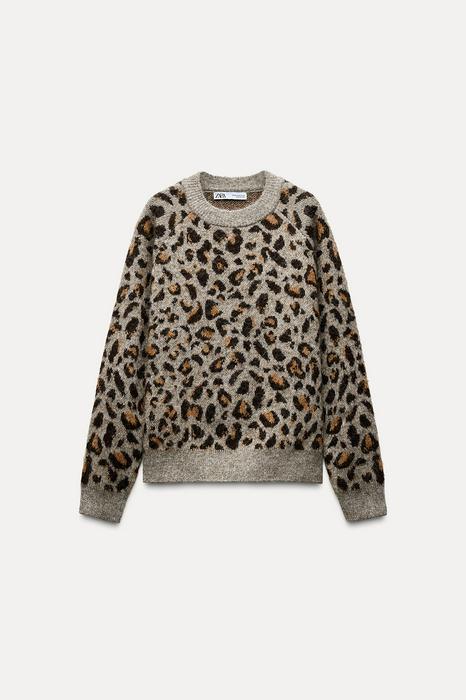 JACQUARD ANIMAL PRINT KNIT SWEATER