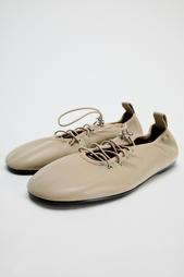 LACE-UP LEATHER BALLET FLATS