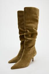 RUCHED SPLIT SUEDE HEELED BOOTS