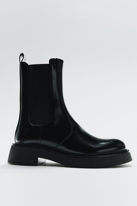 CHELSEA ANKLE BOOTS