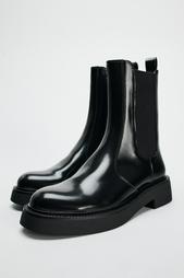 CHELSEA ANKLE BOOTS