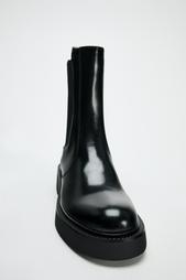 CHELSEA ANKLE BOOTS