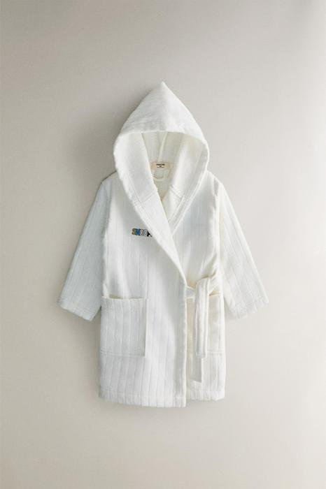 CHILDREN'S VELOUR PEANUTS™ BATHROBE